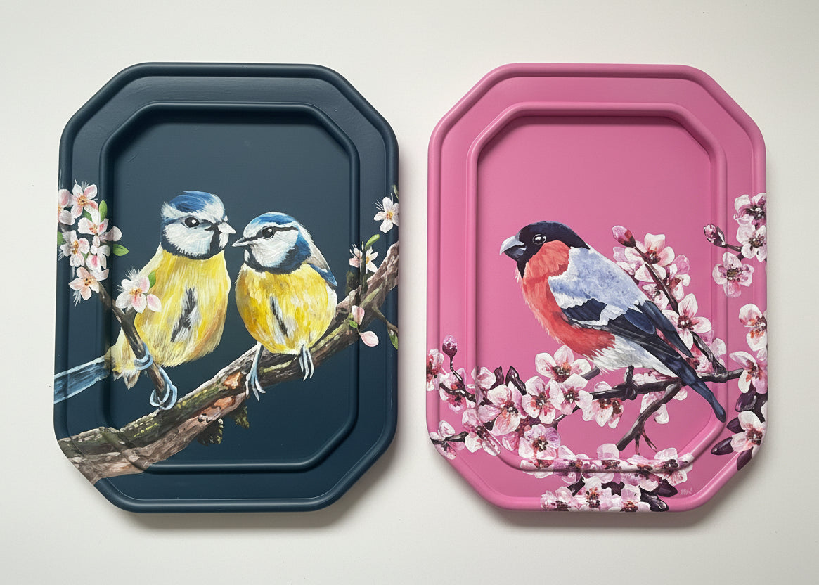 Bullfinch painted frame